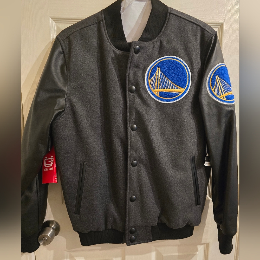 BRAND NEW GOLDEN STATE WARRIORS jacket